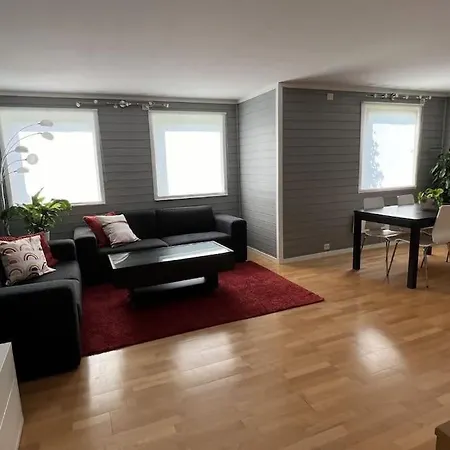 Spacious - Great View - Central *